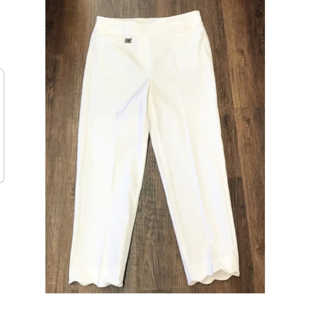 Capri pants with pockets! Size 10..